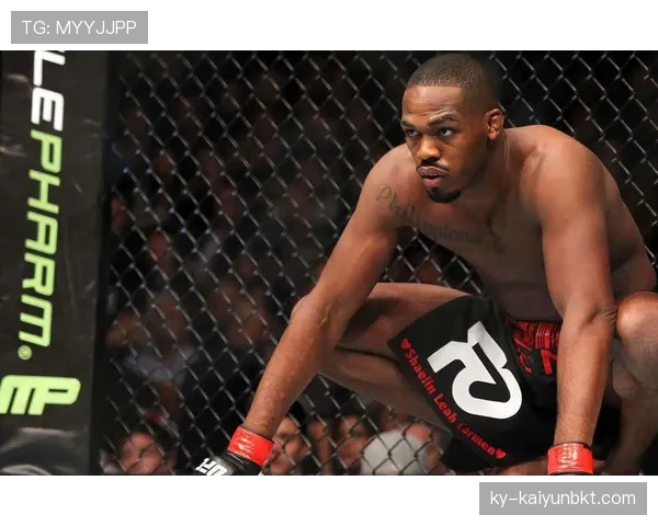 乔恩·琼斯训练完顺手买了辆布加迪，说油费比蛋白粉便宜